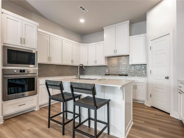 6207 SW Prism Path Street, Bentonville, AR 72713