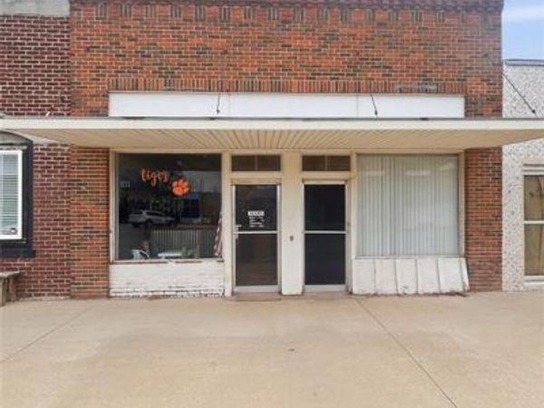 112 N Grand Street, Crescent, OK 73028
