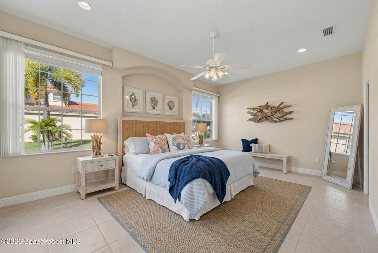 564 Casa Bella Drive, Unit 1601, Cape Canaveral, FL 32920 Photo
