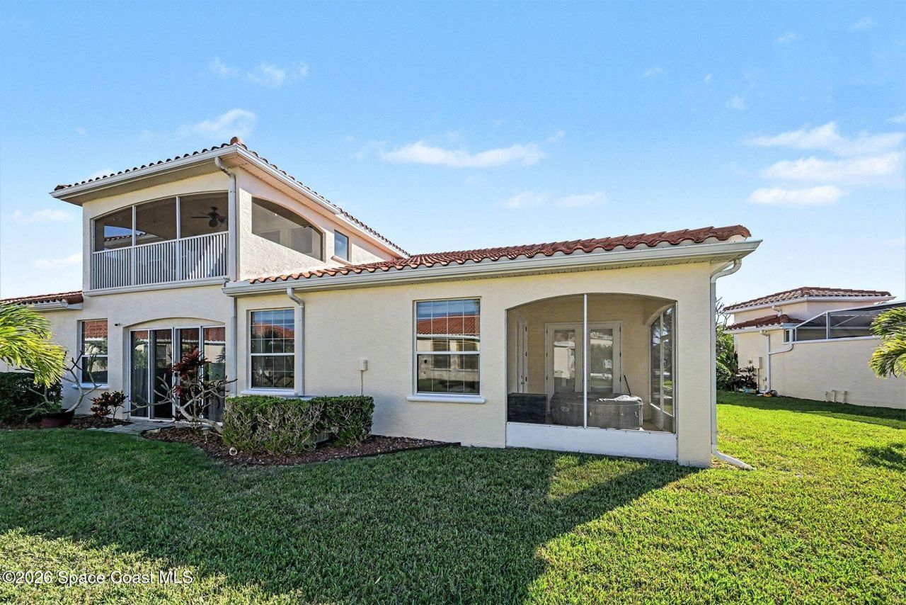 564 Casa Bella Drive, Unit 1601, Cape Canaveral, FL 32920 Photo