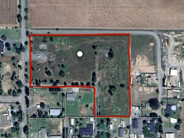 10891 West Road, Redwood Valley, CA 95470