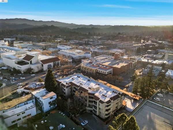 1201 Alta Vista Dr, Unit 203, Walnut Creek, CA 94596