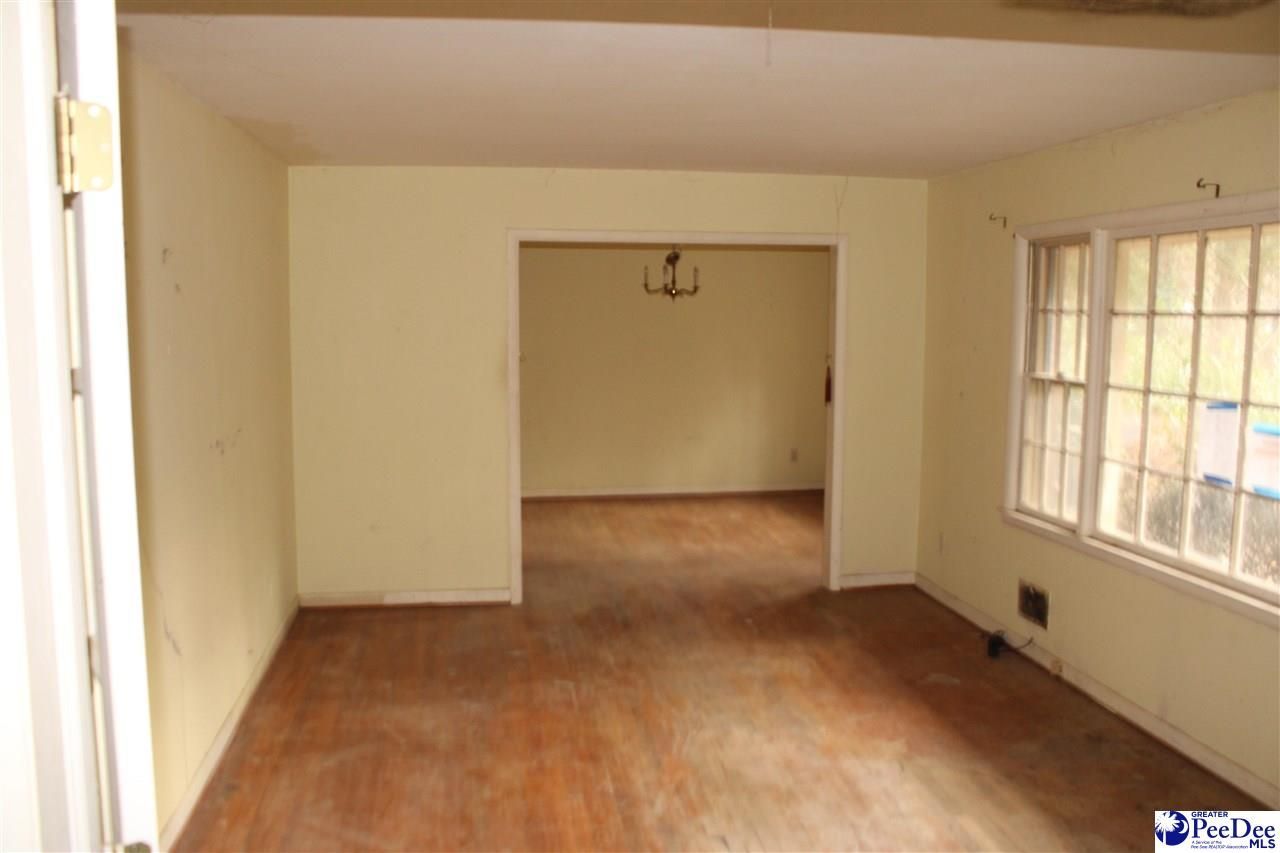 12 Bayswater Rd. Photo 14