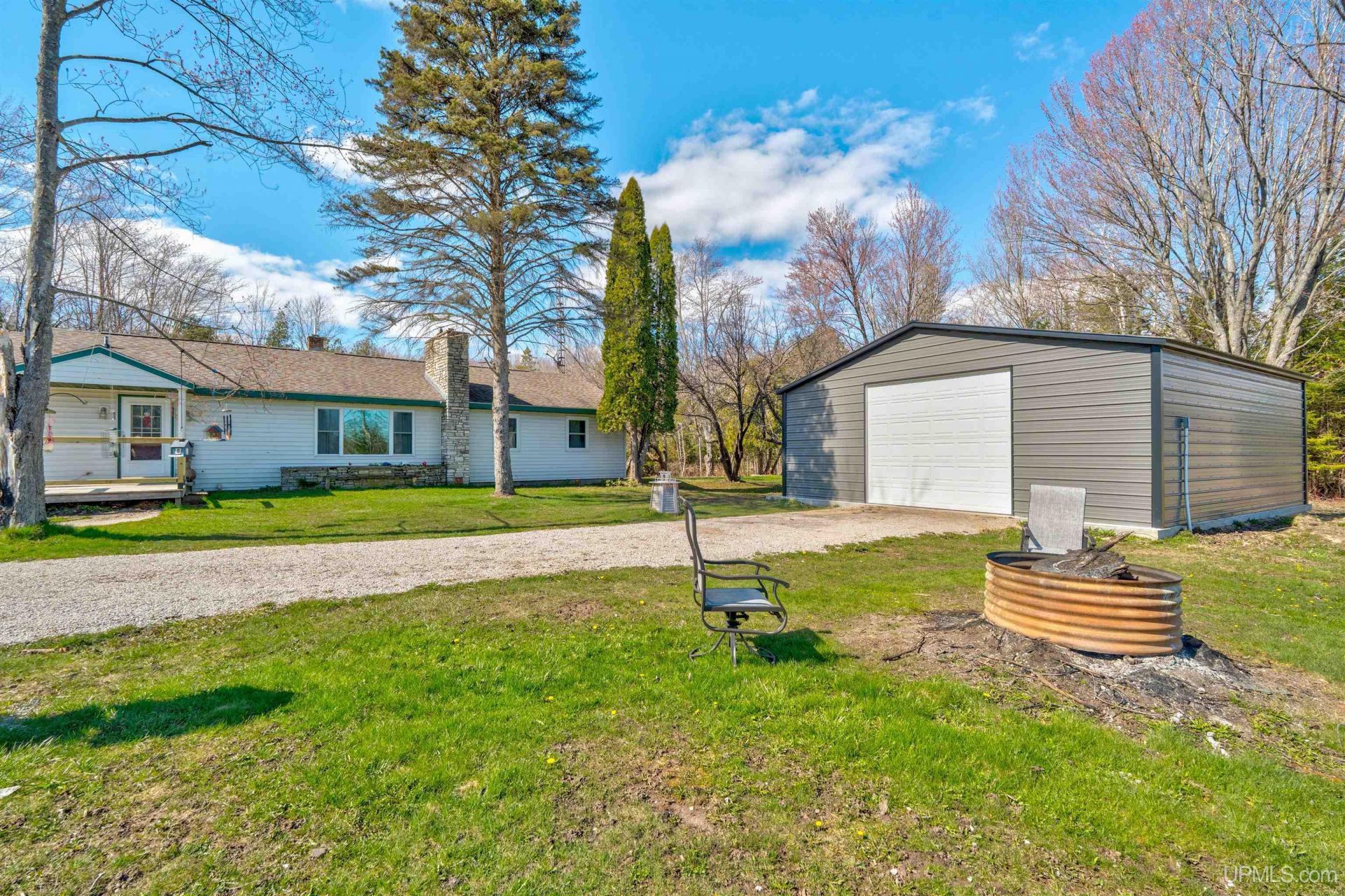 5444 W Us2 Highway, Manistique, MI 49854 Main Photo