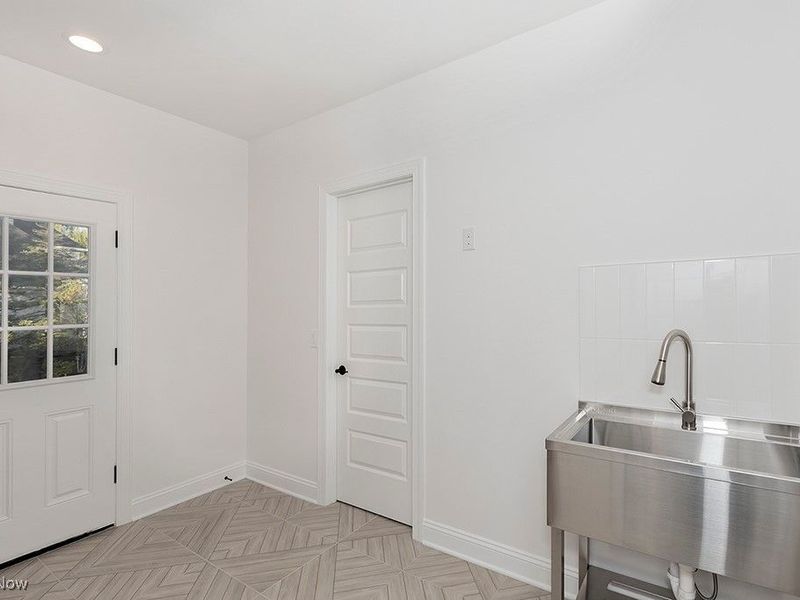 29549 N Hilltop Road, Orange, OH 44022 Photo 30