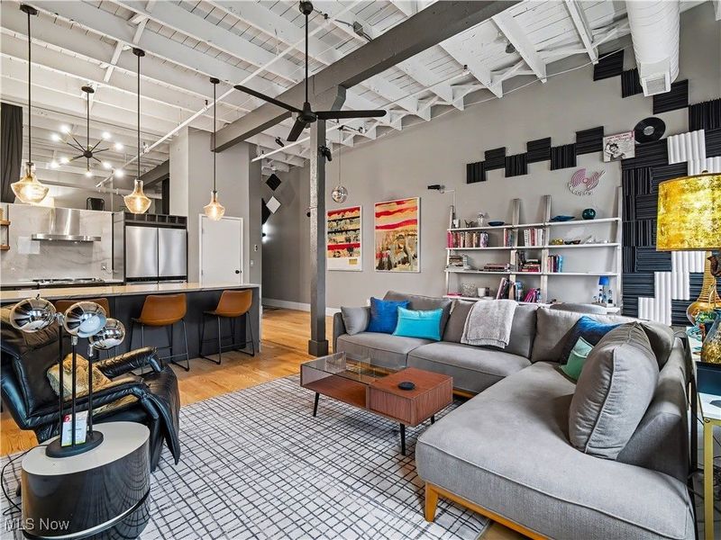 1133 W 9th Street, Unit 405, Cleveland, OH 44113 Photo 2