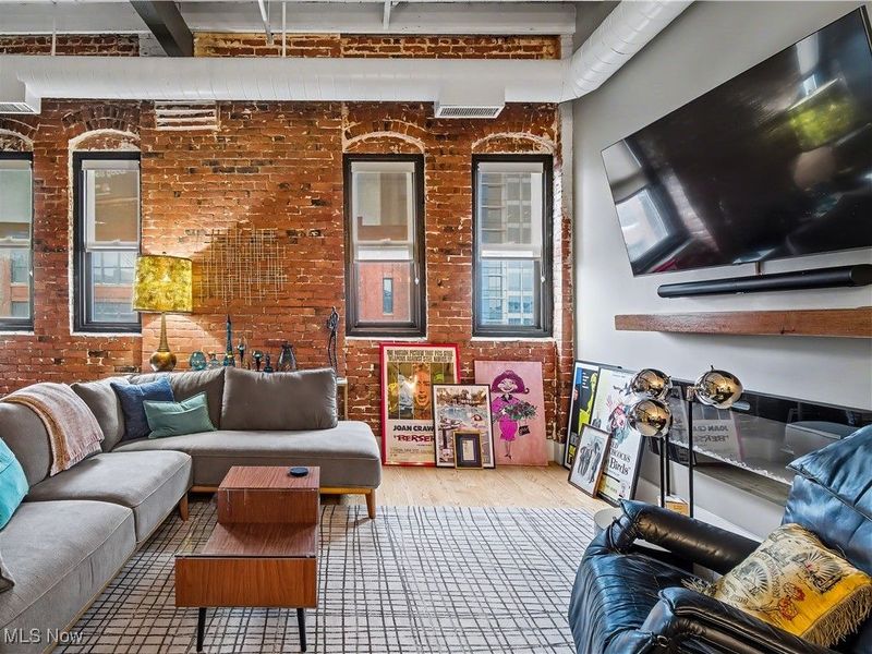 1133 W 9th Street, Unit 405, Cleveland, OH 44113 Photo 9