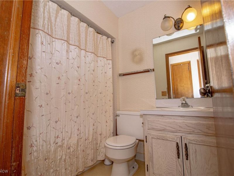 40 Squires Court, Medina, OH 44256 Photo 12