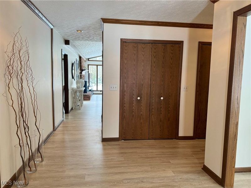 37505 Flint Ridge Drive, Grafton, OH 44044 Photo 4