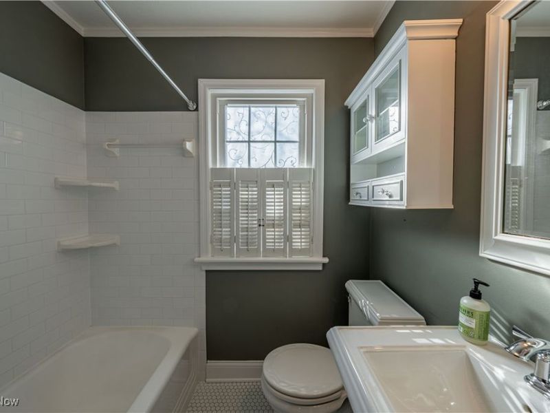 19237 Riverview Avenue, Rocky River, OH 44116 Photo 14