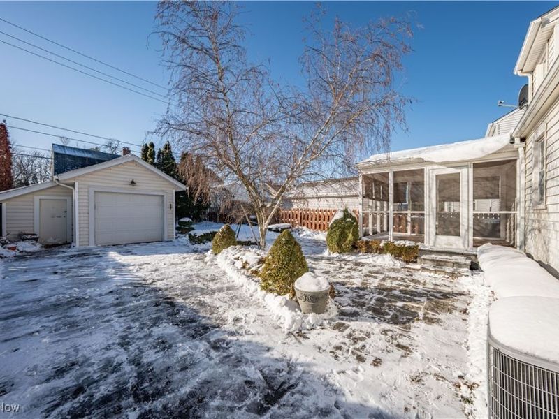 19237 Riverview Avenue, Rocky River, OH 44116 Photo 26