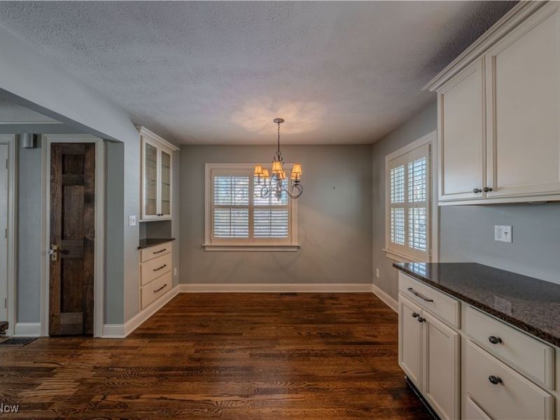 19237 Riverview Avenue, Rocky River, OH 44116 Photo 8