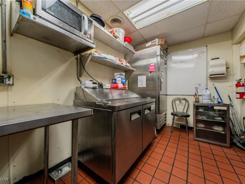 13560 Lorain Avenue, Cleveland, OH 44111 Photo 16