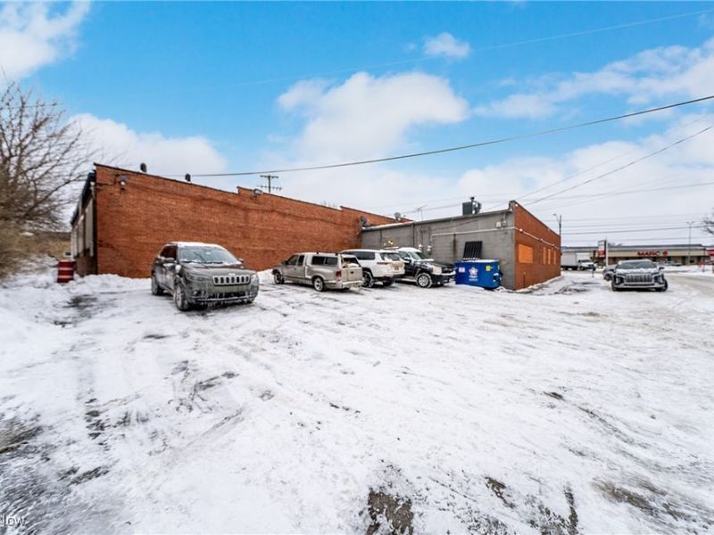 13560 Lorain Avenue, Cleveland, OH 44111 Photo 23