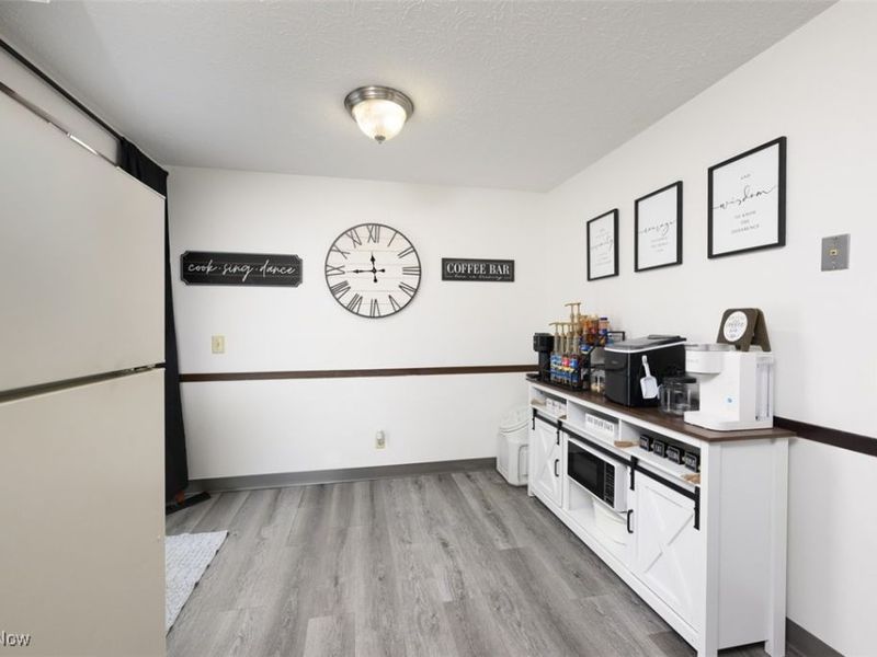 223 Berger Street N, East Canton, OH 44730 Photo 6