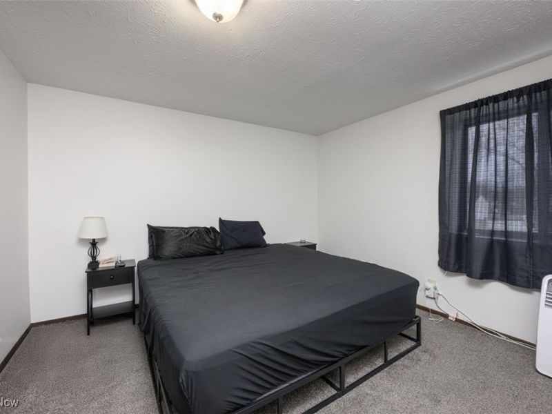 223 Berger Street N, East Canton, OH 44730 Photo 8