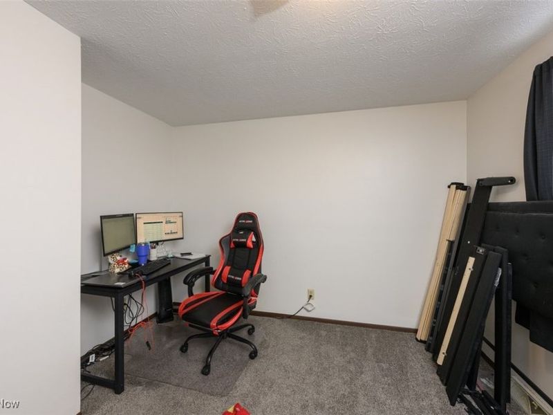 223 Berger Street N, East Canton, OH 44730 Photo 9