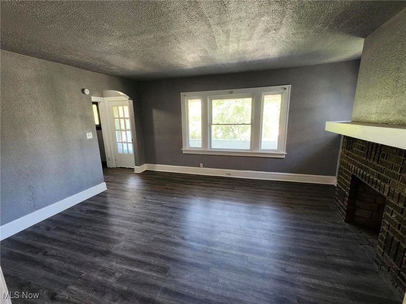 753 E 118th Street, Cleveland, OH 44108 Photo 10