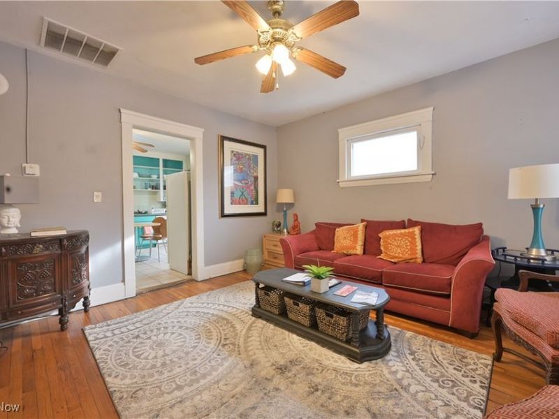 2589 W 10th Street, Cleveland, OH 44113 Photo 23