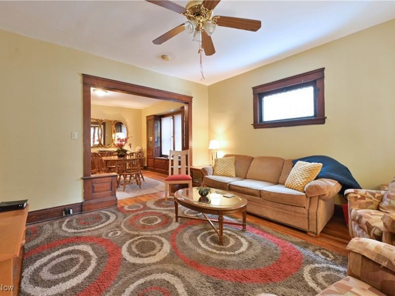 2589 W 10th Street, Cleveland, OH 44113 Photo 3