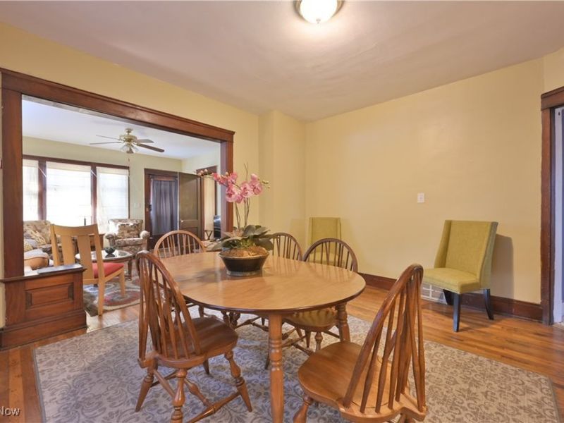 2589 W 10th Street, Cleveland, OH 44113 Photo 7