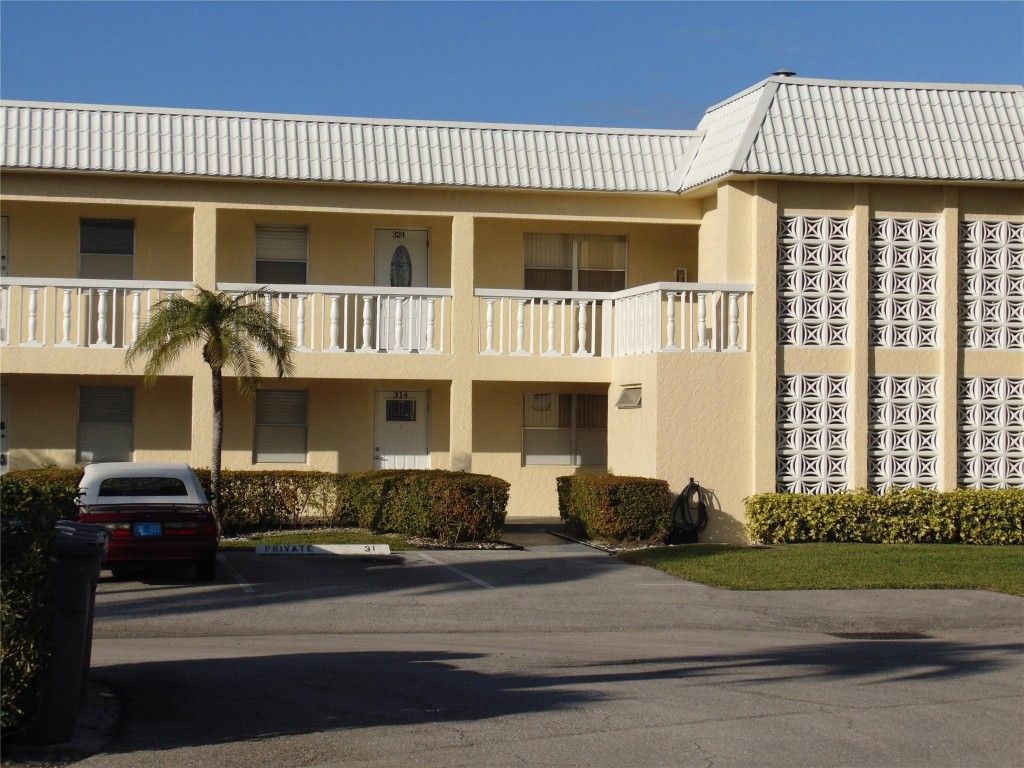 9788 Marina Boulevard, Unit 313, Boca Raton, FL 33428 Photo