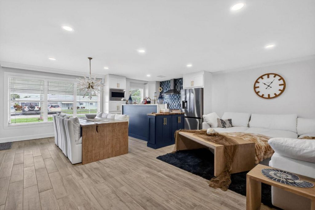 212 High Point Terrace W, Unit C, Delray Beach, FL 33445 Photo