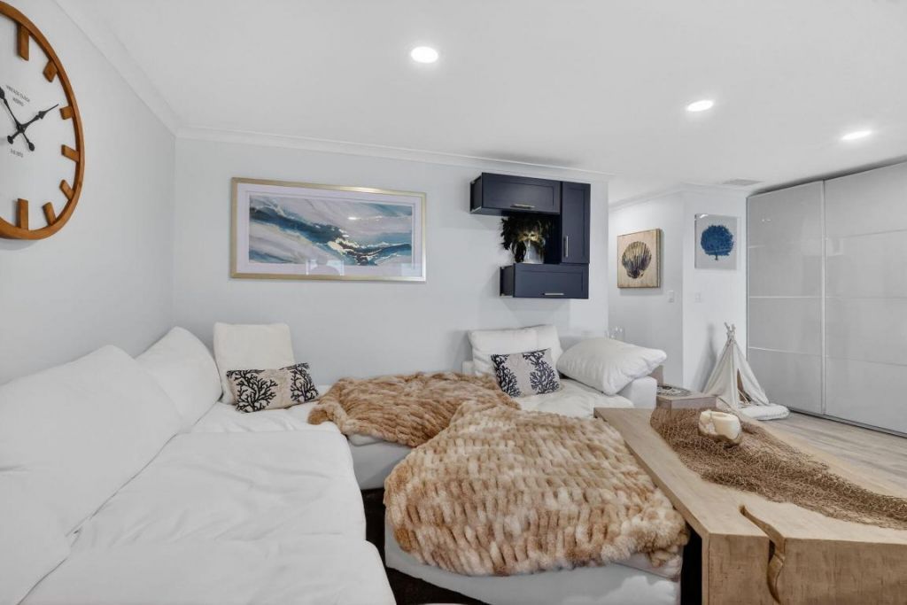 212 High Point Terrace W, Unit C, Delray Beach, FL 33445 Photo