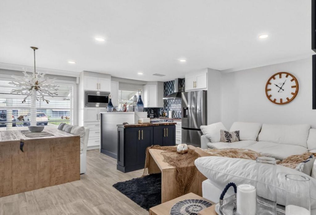 212 High Point Terrace W, Unit C, Delray Beach, FL 33445 Photo