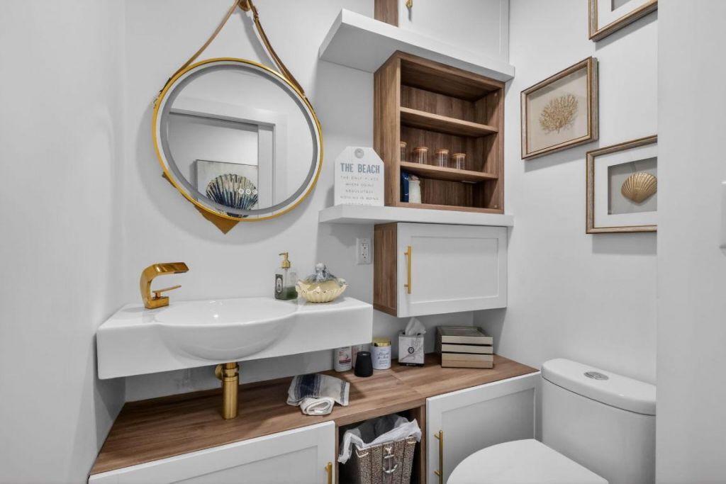 212 High Point Terrace W, Unit C, Delray Beach, FL 33445 Photo