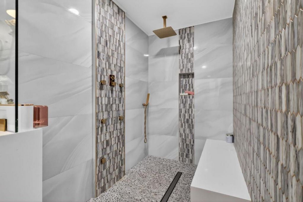 212 High Point Terrace W, Unit C, Delray Beach, FL 33445 Photo