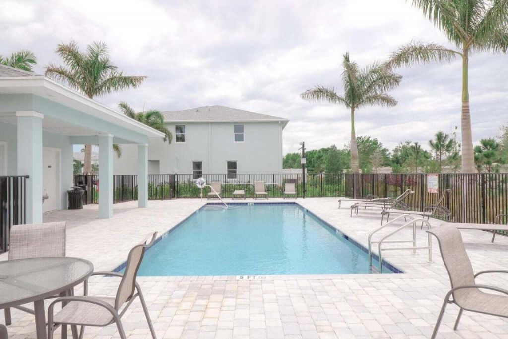 357 SE Angler Drive, Stuart, FL 34994 Photo