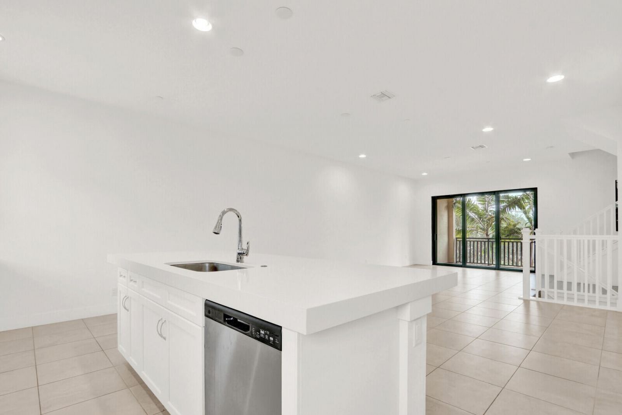 5161 Beckman Terrace, Palm Beach Gardens, FL 33418 Photo