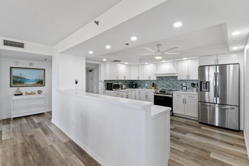5047 N Highway A1a, Unit 404, Hutchinson Island, FL 34949 Photo