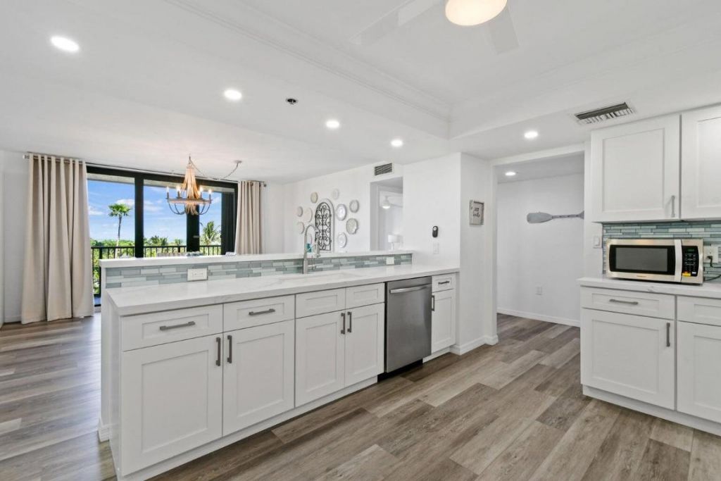 5047 N Highway A1a, Unit 404, Hutchinson Island, FL 34949 Photo