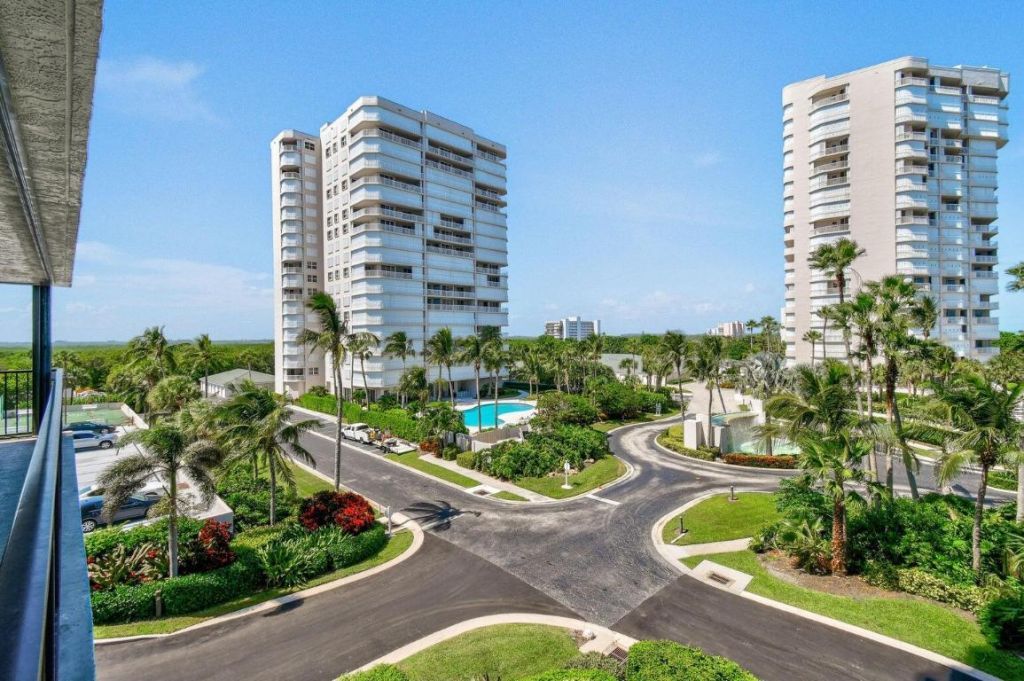 5047 N Highway A1a, Unit 404, Hutchinson Island, FL 34949 Photo