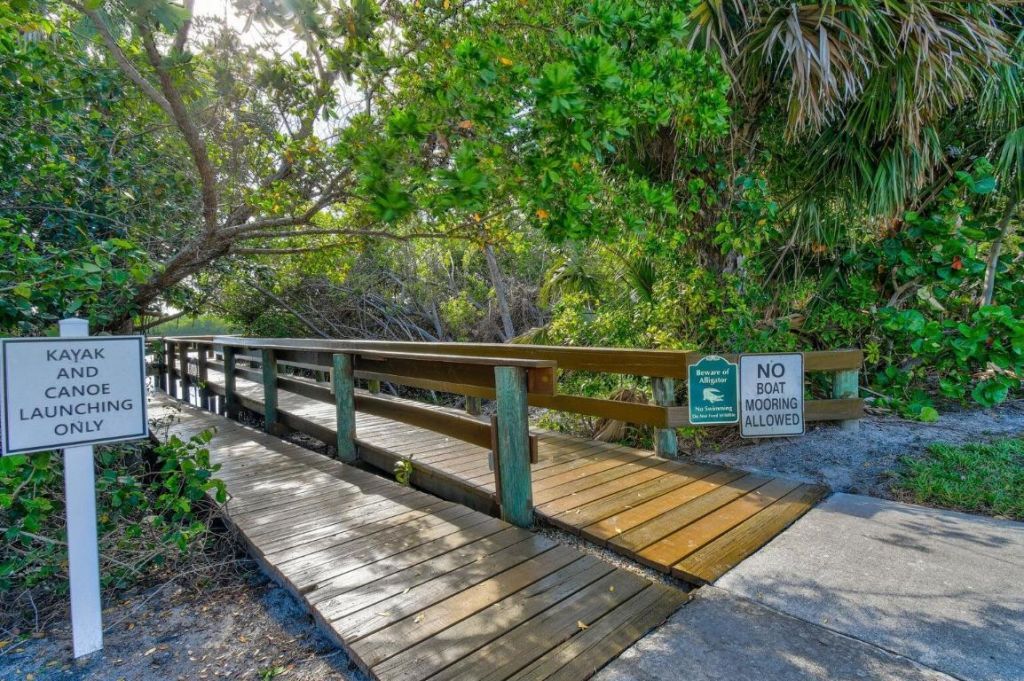 5047 N Highway A1a, Unit 404, Hutchinson Island, FL 34949 Photo