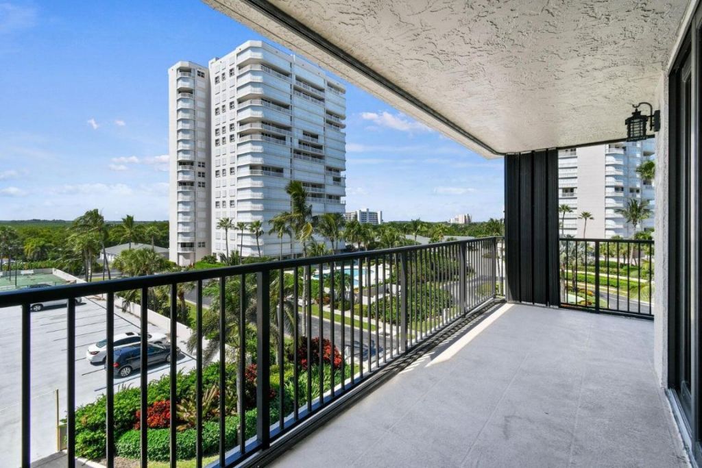 5047 N Highway A1a, Unit 404, Hutchinson Island, FL 34949 Photo