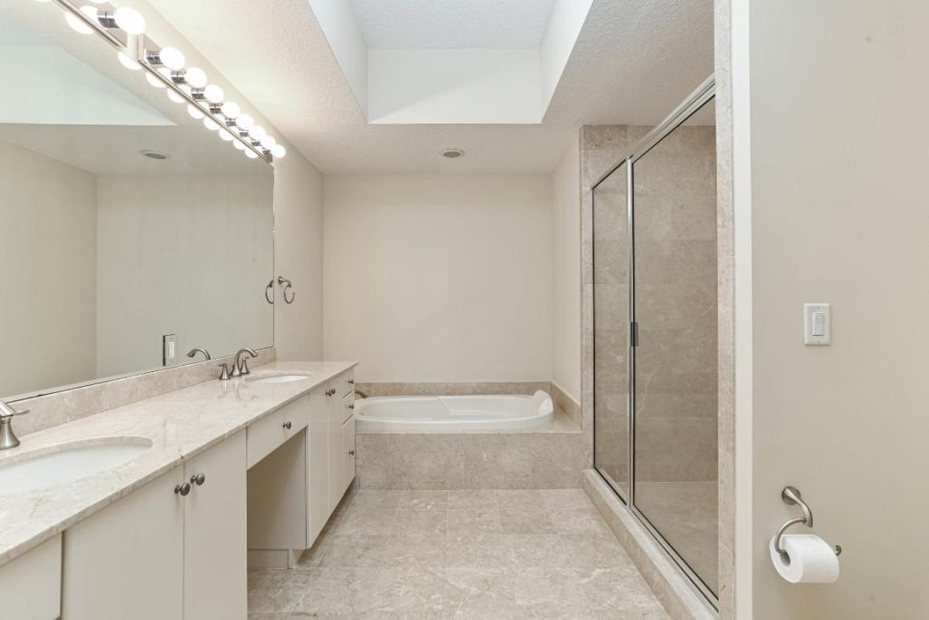 701 S Olive Avenue, Unit 610, West Palm Beach, FL 33401 Photo