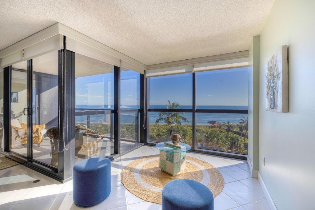 10410 S Ocean Drive, Unit 406, Jensen Beach, FL 34957 Photo