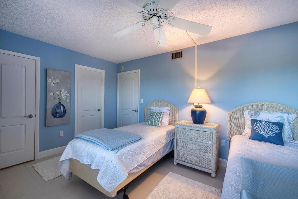 10410 S Ocean Drive, Unit 406, Jensen Beach, FL 34957 Photo