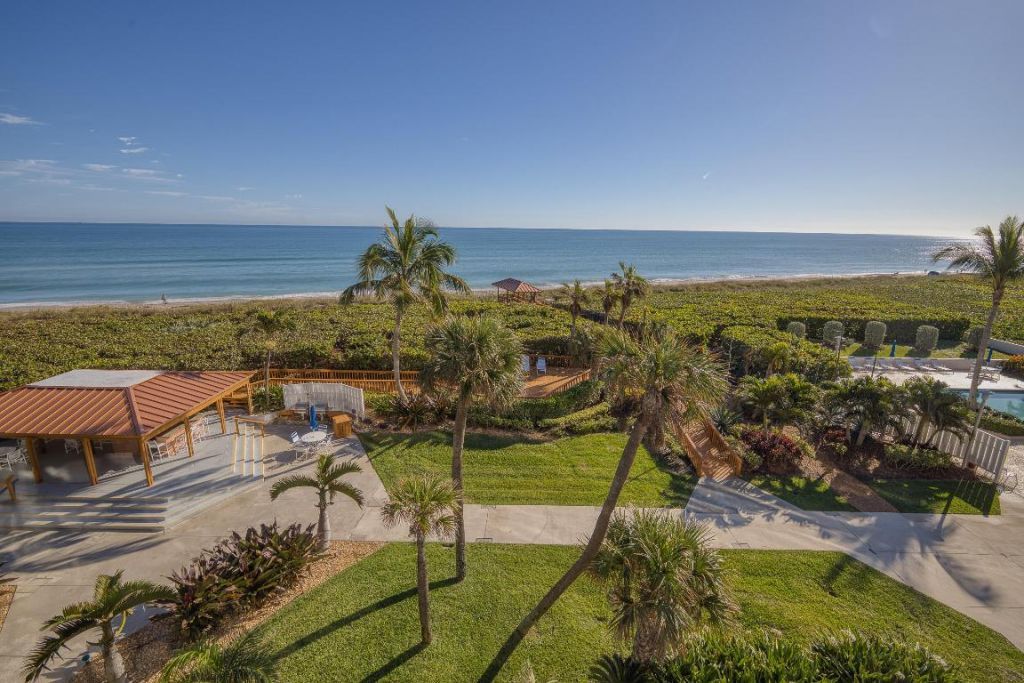 10410 S Ocean Drive, Unit 406, Jensen Beach, FL 34957 Photo