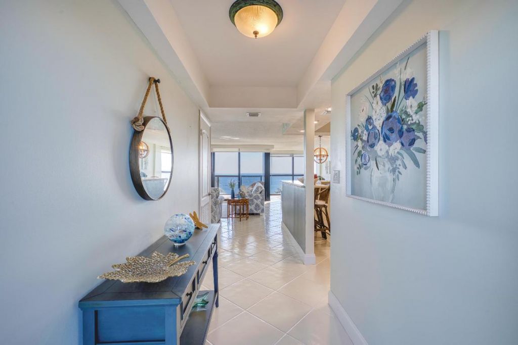 10410 S Ocean Drive, Unit 406, Jensen Beach, FL 34957 Photo