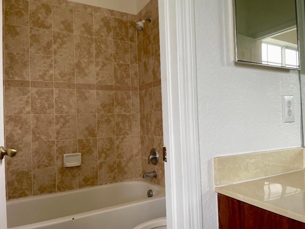 5155 SE Mariner Garden Circle, Stuart, FL 34997 Photo