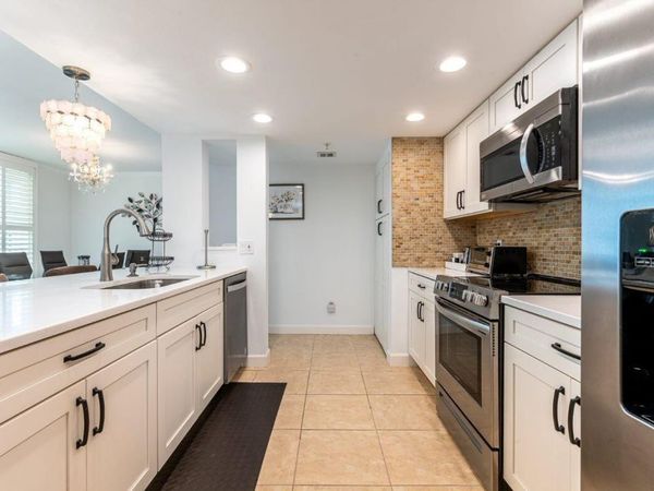 1915 Lavers Circle, Unit E109, Delray Beach, FL 33444