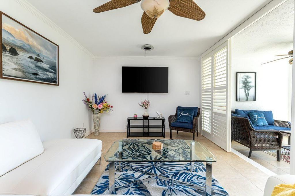 1915 Lavers Circle, Unit E109, Delray Beach, FL 33444 Photo