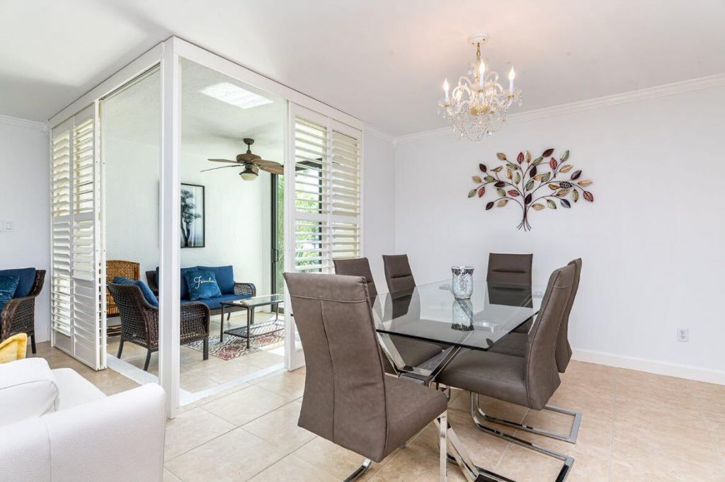 1915 Lavers Circle, Unit E109, Delray Beach, FL 33444 Photo