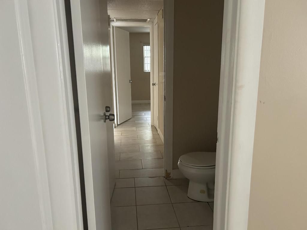 1505 Crescent Circle, Unit B27, Lake Park, FL 33403 Photo