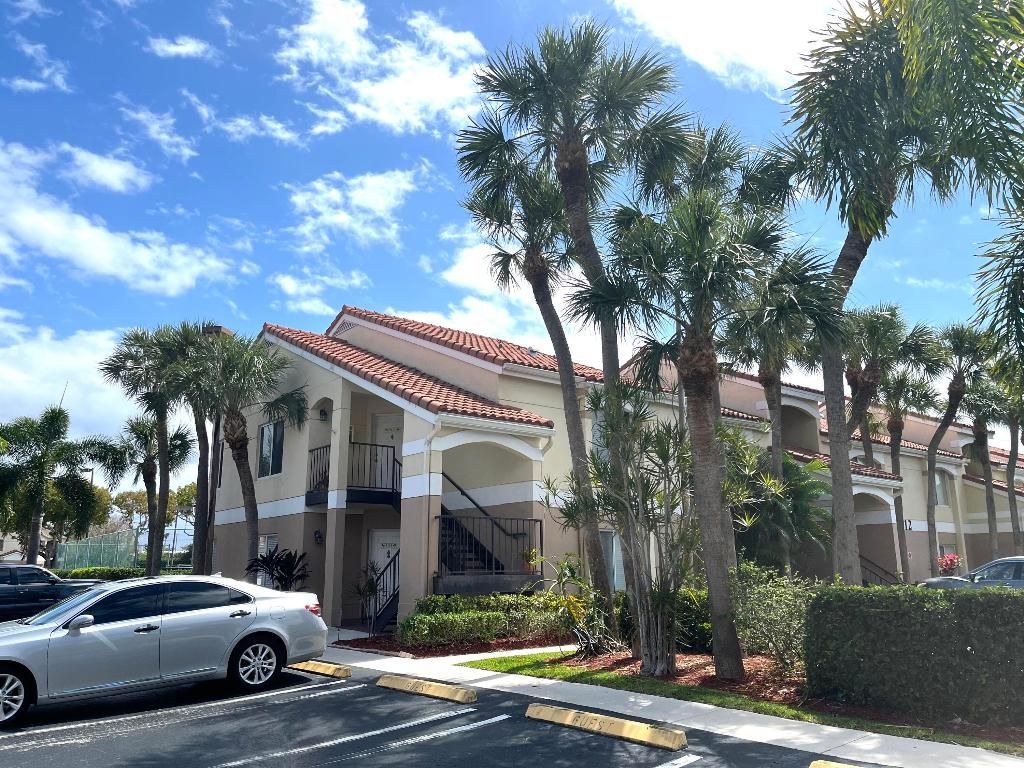 815 W Boynton Beach Boulevard, Unit 12-101, Boynton Beach, FL 33426 Photo