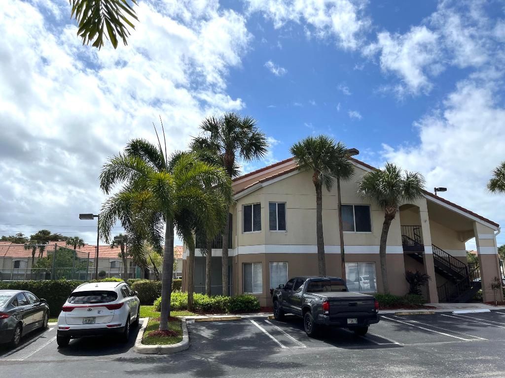 815 W Boynton Beach Boulevard, Unit 12-101, Boynton Beach, FL 33426 Photo